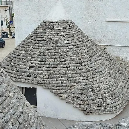 Il Trullo Di Giada E Mattia בית נופש
